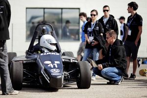 Iskolapadból az autósportba? toborzasi strategia tehetsegmenezsdment probaido munkaero kivalasztas hr marketing blog kategoriak 